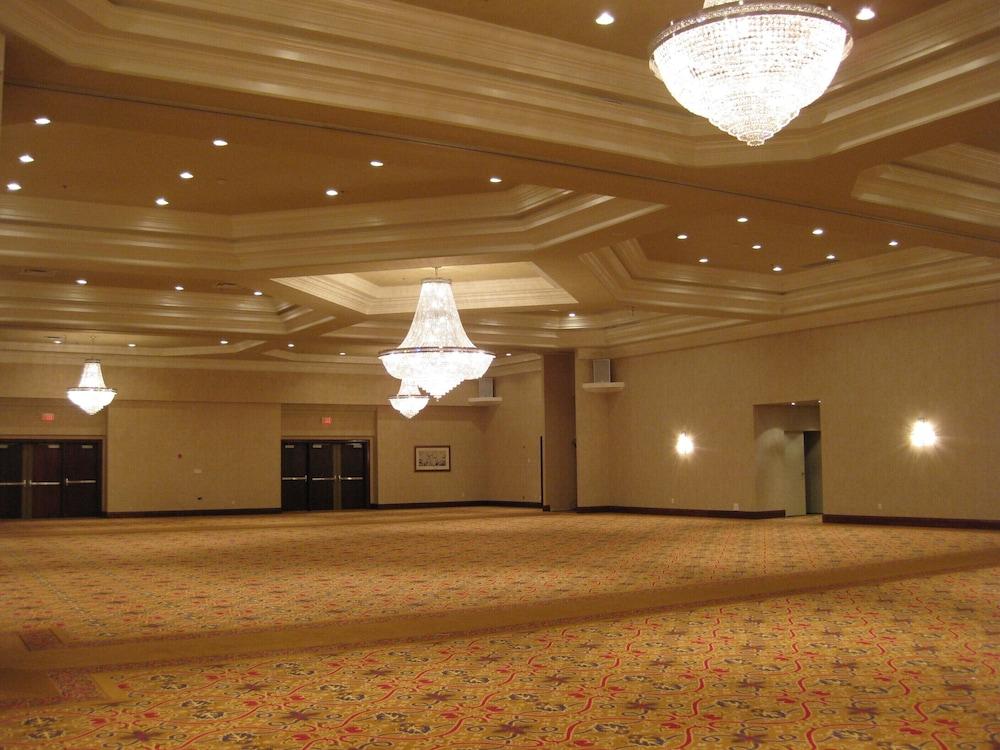 Hamilton Plaza Hotel And Conference Centre Exterior foto
