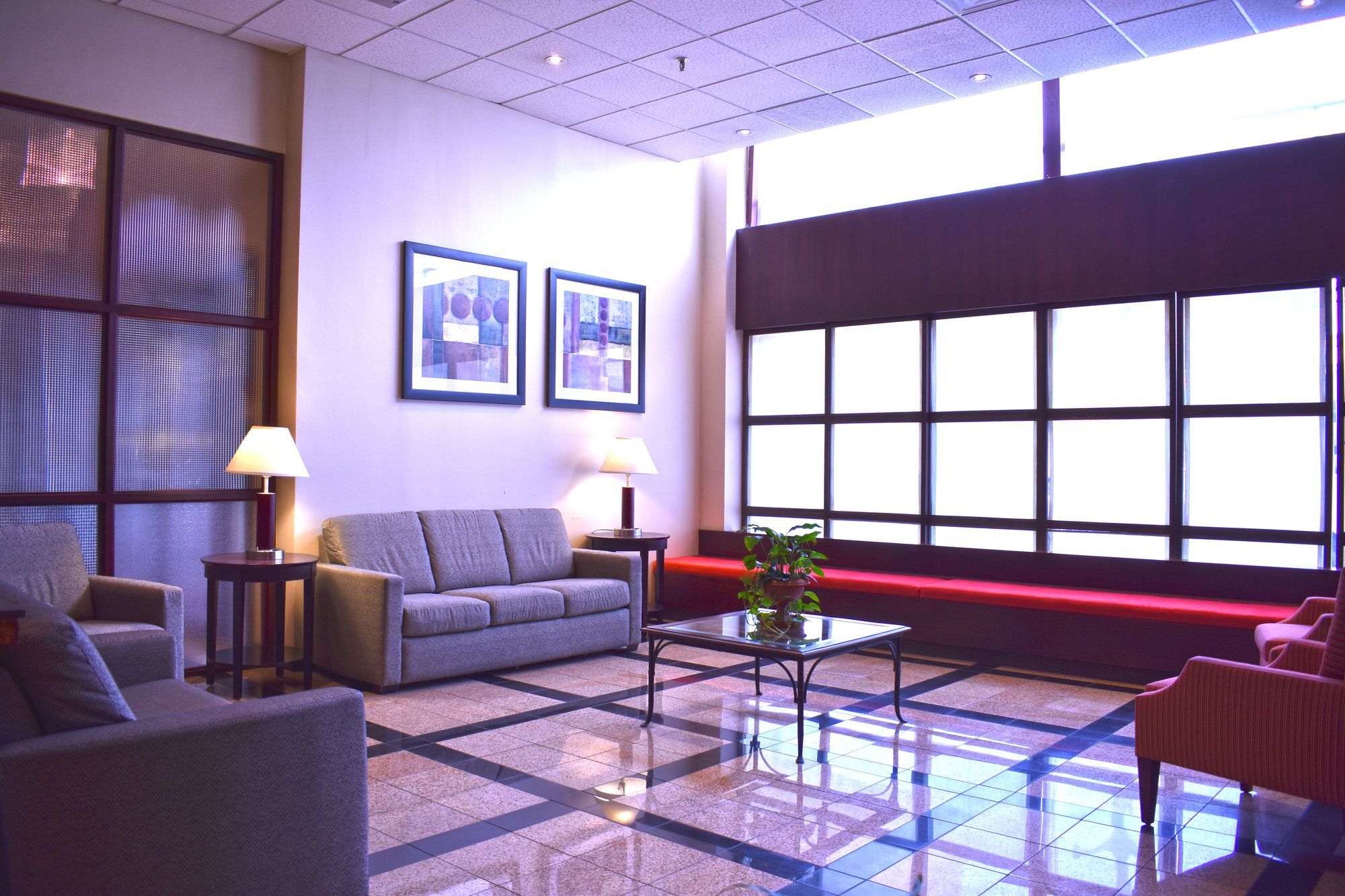 Hamilton Plaza Hotel And Conference Centre Exterior foto